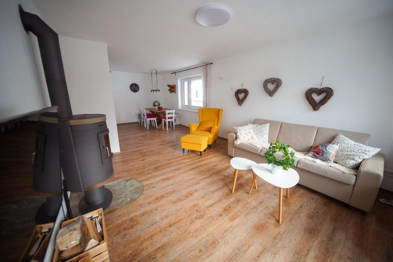 Cozy Nest In The Heart Of Kranjska Gora Apartment Exterior foto